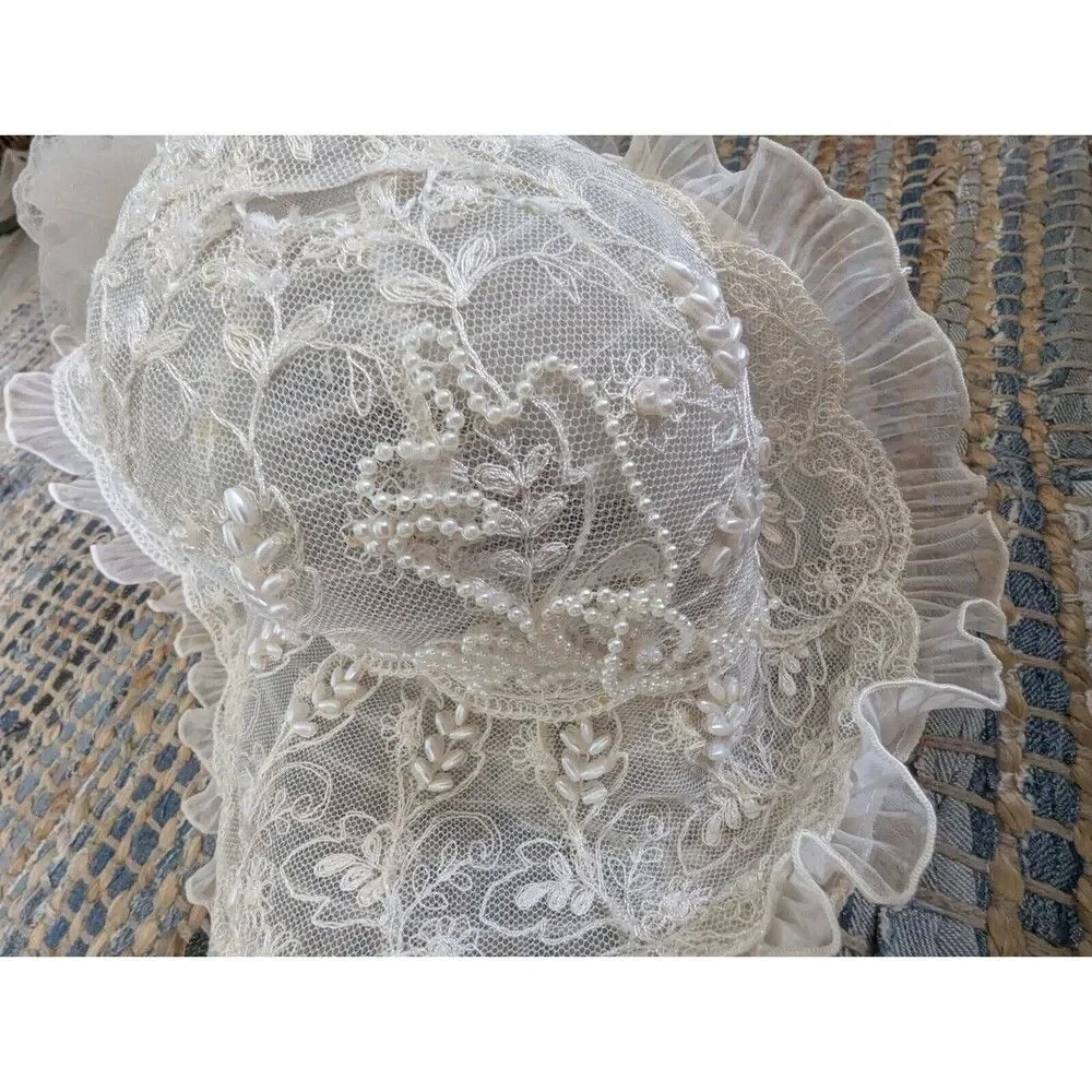 Vtg White Wedding Derby Hat Lace Beaded Veil Flower Applique Coquette Royalcore